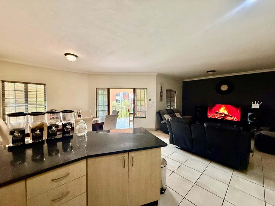 3 Bedroom Property for Sale in Meerhof North West
